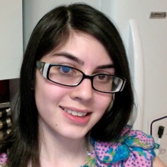 Meet your Posher, Chantal - Picture 1 of 1